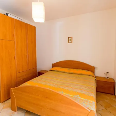 Domus Aurea Borgo House Apartment Cefalu